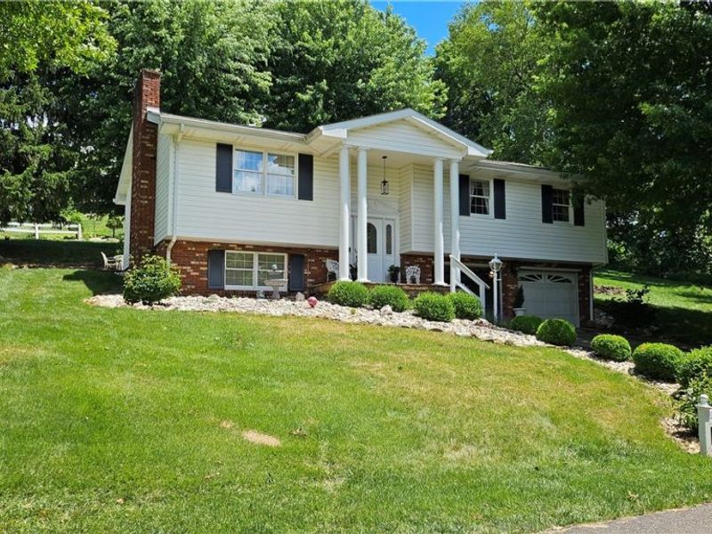 22 Orchard Drive, Martins Ferry, OH 43935 Photo 2