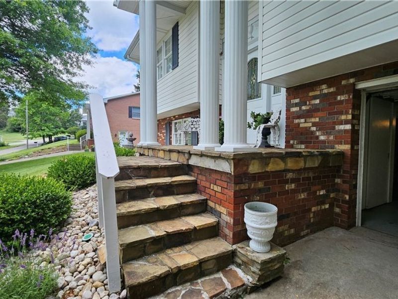 22 Orchard Drive, Martins Ferry, OH 43935 Photo 4