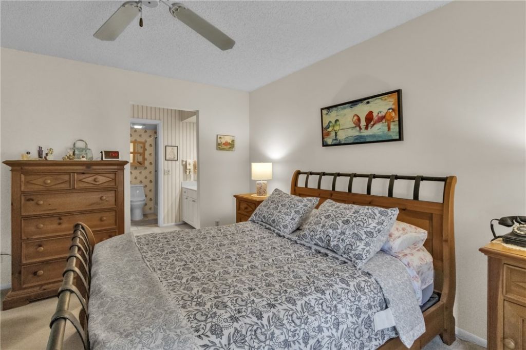38 Plantation Drive, Unit 202, Vero Beach, FL 32966 Photo