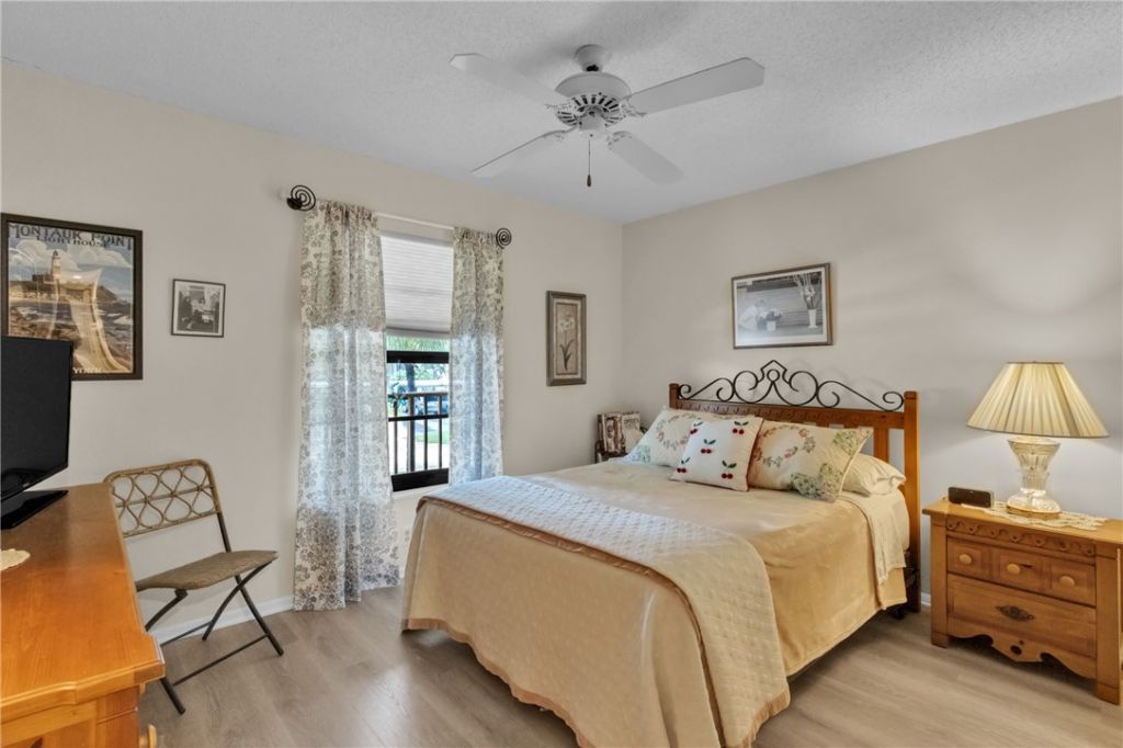 38 Plantation Drive, Unit 202, Vero Beach, FL 32966 Photo