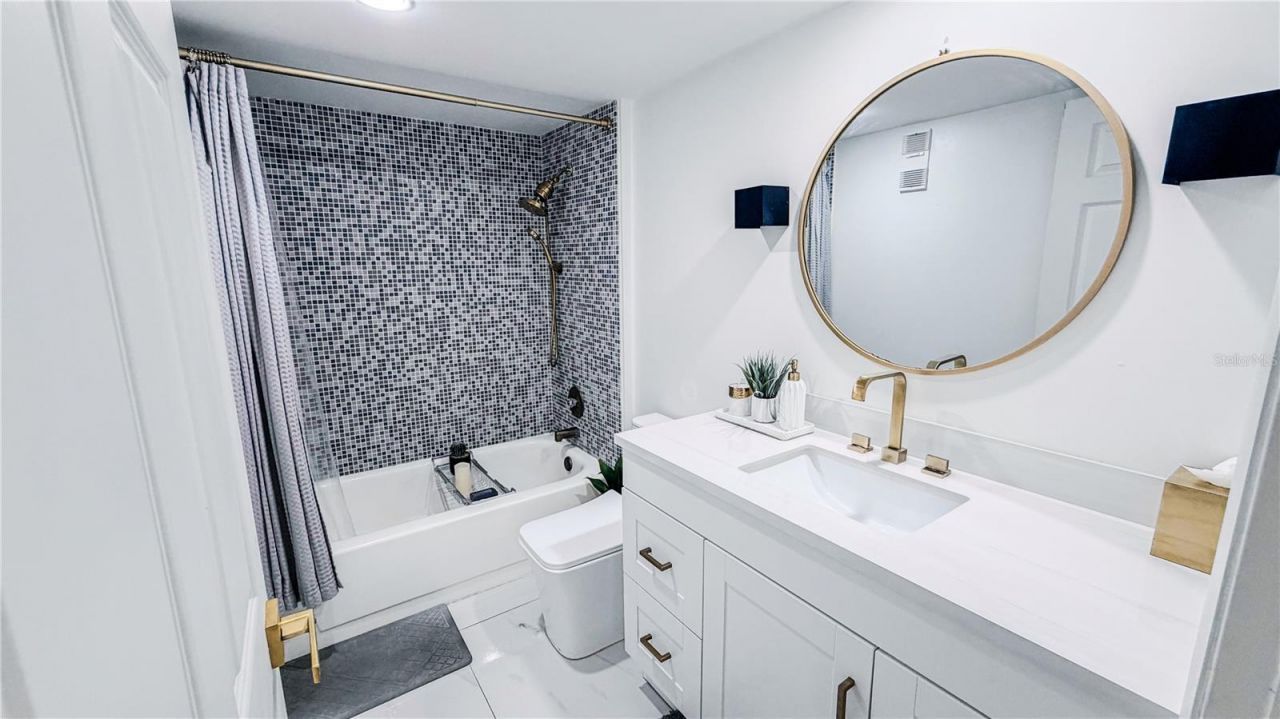 3635 Whitehall Drive , Unit 401, West Palm Beach, FL 33401 Photo
