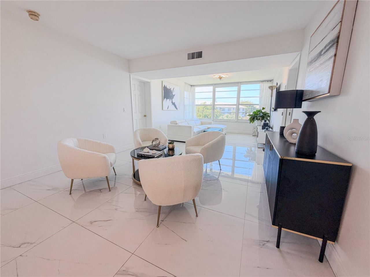 3635 Whitehall Drive , Unit 401, West Palm Beach, FL 33401 Photo
