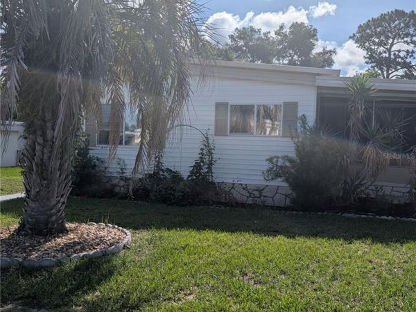 469 NE 64TH AVENUE , OCALA, FL 34470