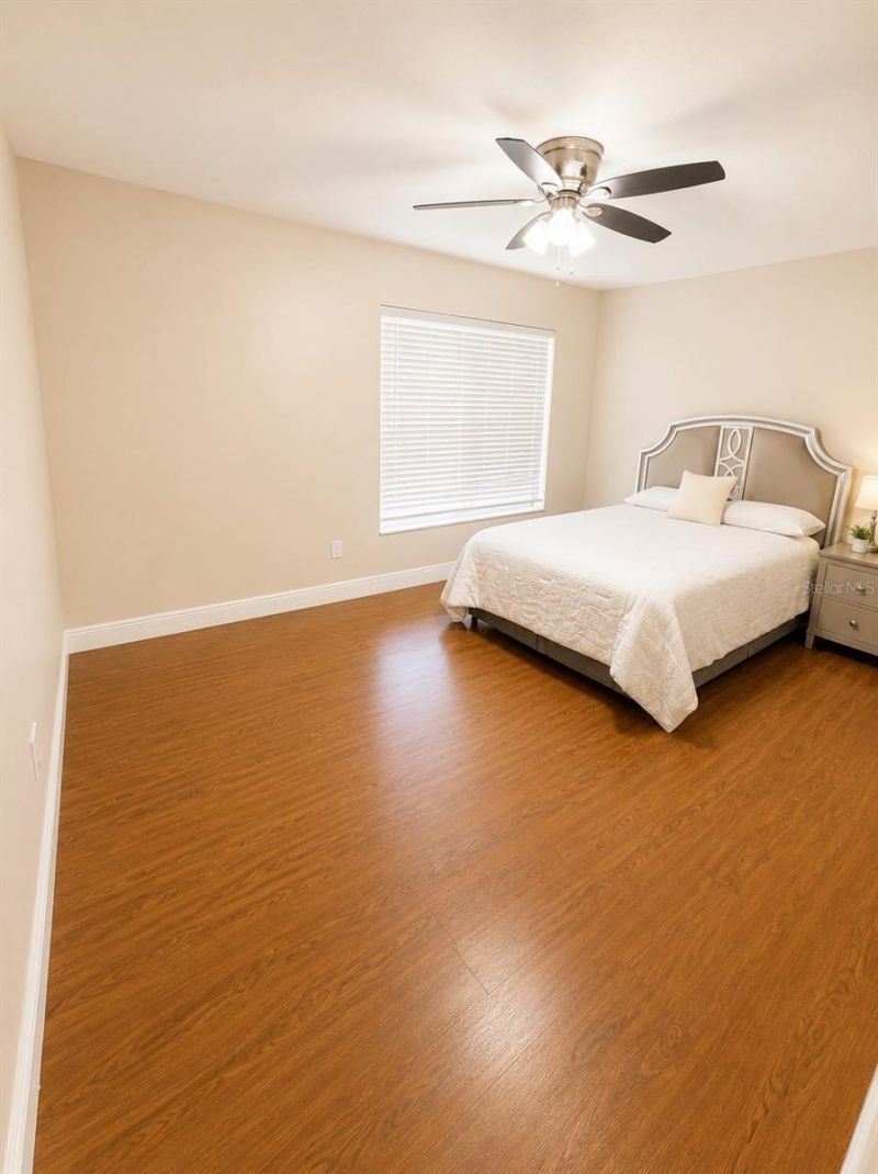 17708 Rivendel Road , Lutz, FL 33549 Photo