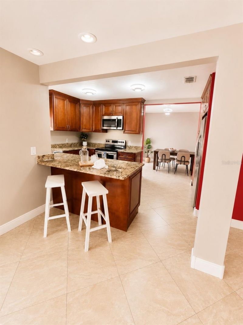 17708 Rivendel Road , Lutz, FL 33549 Photo