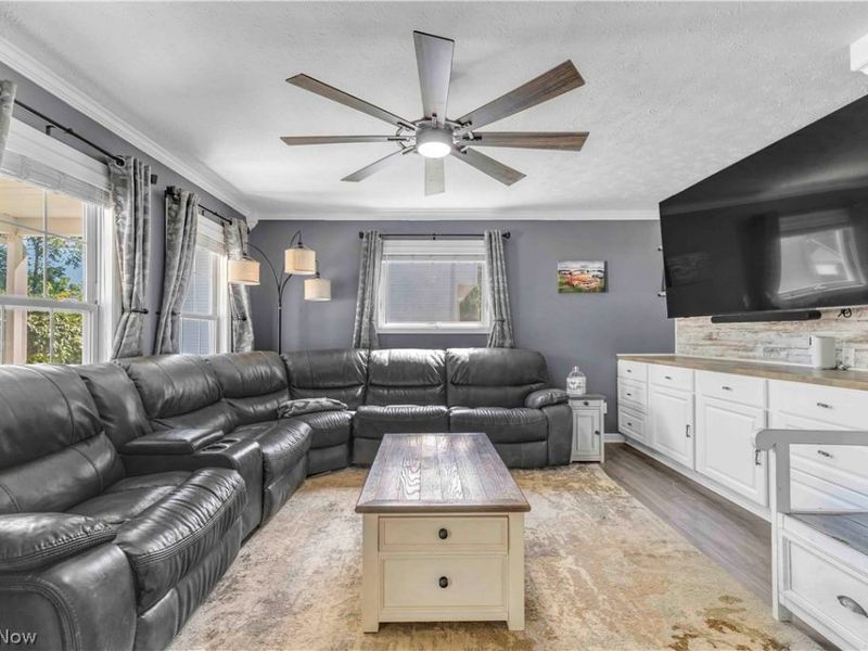 40087 Hope Court , Elyria, OH 44035 Photo 5