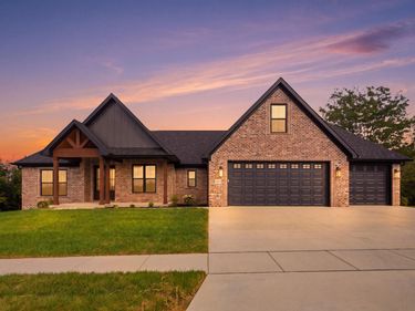 216 Brandenburg Way, Richmond, KY 40475