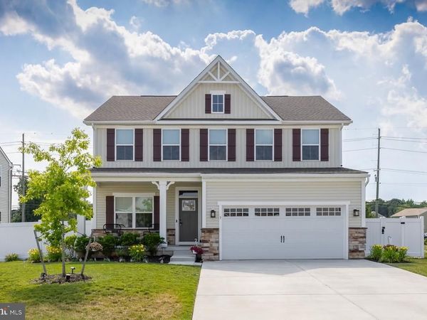 5 PRESLEY WAY, WILLIAMSTOWN, NJ 08094