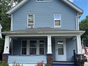 1715 7th Street, Cuyahoga Falls, OH 44221