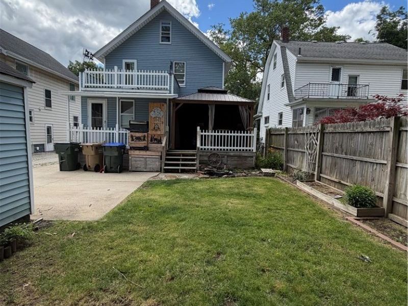 1715 7th Street , Cuyahoga Falls, OH 44221 Photo 4