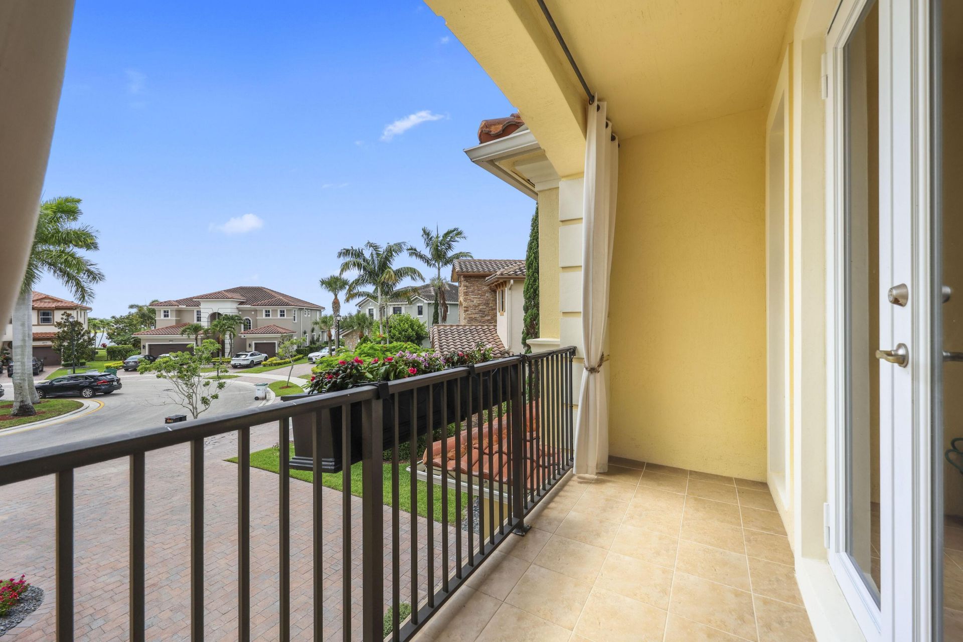 8861 Edgewater Place, Parkland, FL 33076 Photo