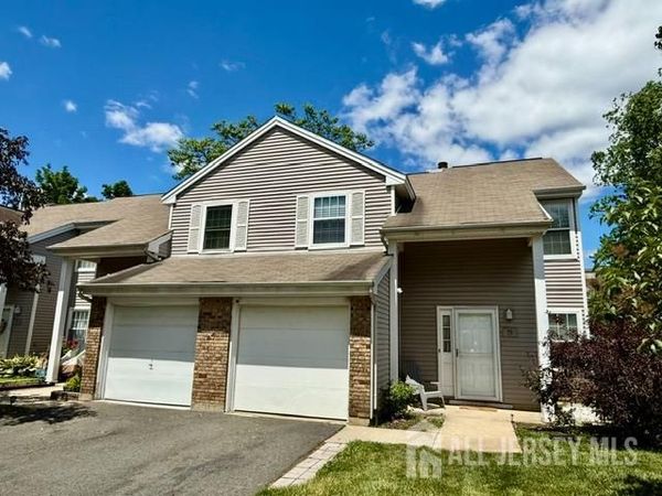 55 Renaissance Lane, New Brunswick, NJ 08901
