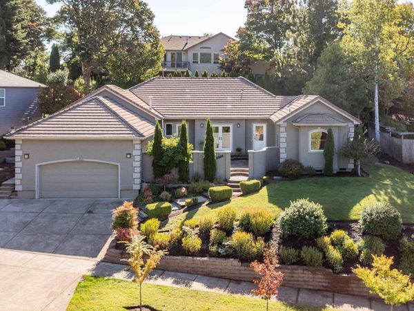 3559 NW Glenridge Dr, Corvallis, OR 97330
