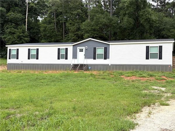 1300 Snow Road N, Semmes, AL 36575