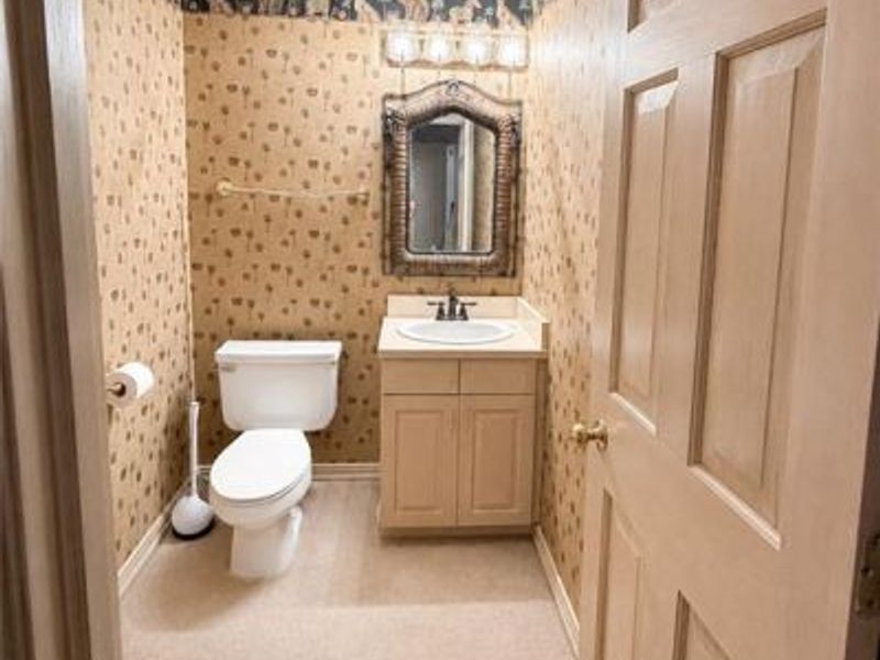 6648 Washington Circle, Middletown, OH 45005 Photo 18