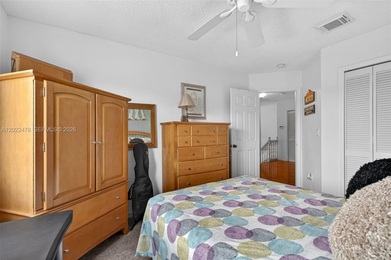 15891 SW 84th St, Miami, FL 33193 Photo