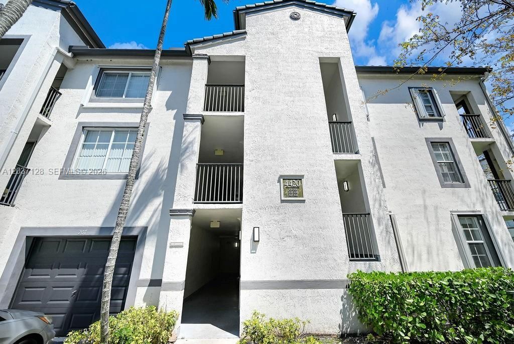 4420 NW 107th Ave , Unit 107, Doral, FL 33178 Photo