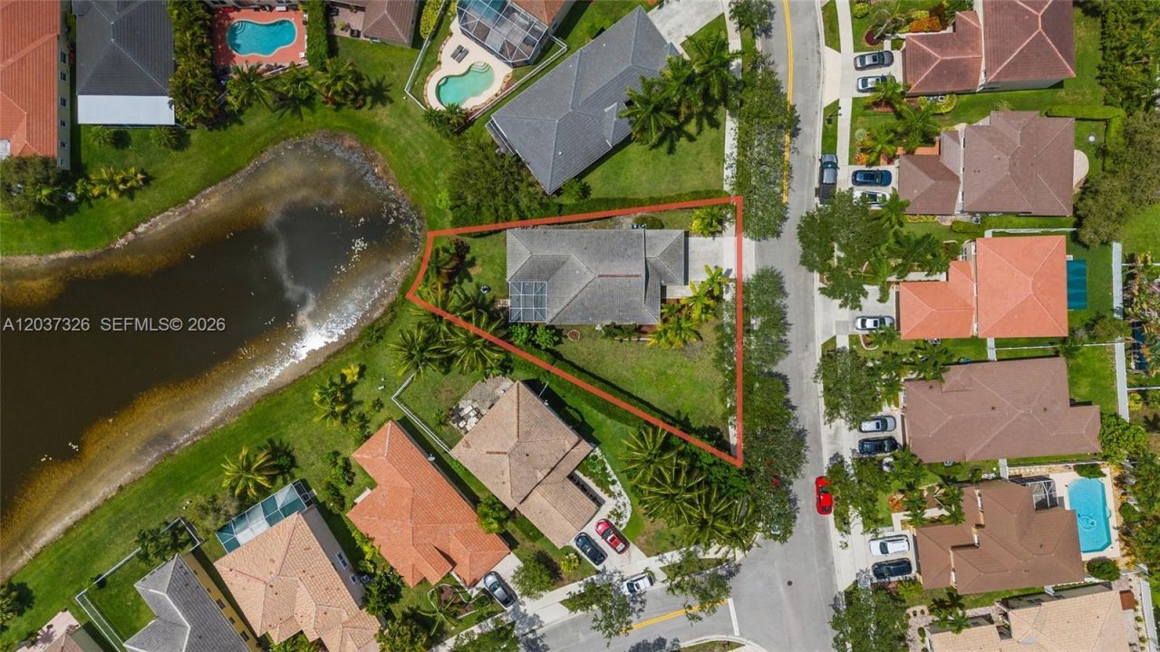 649 Willow Bend Rd , Weston, FL 33327 Photo