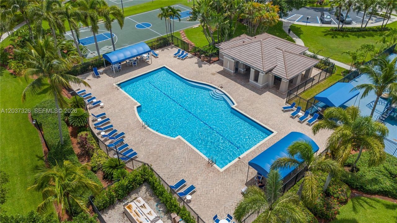649 Willow Bend Rd , Weston, FL 33327 Photo