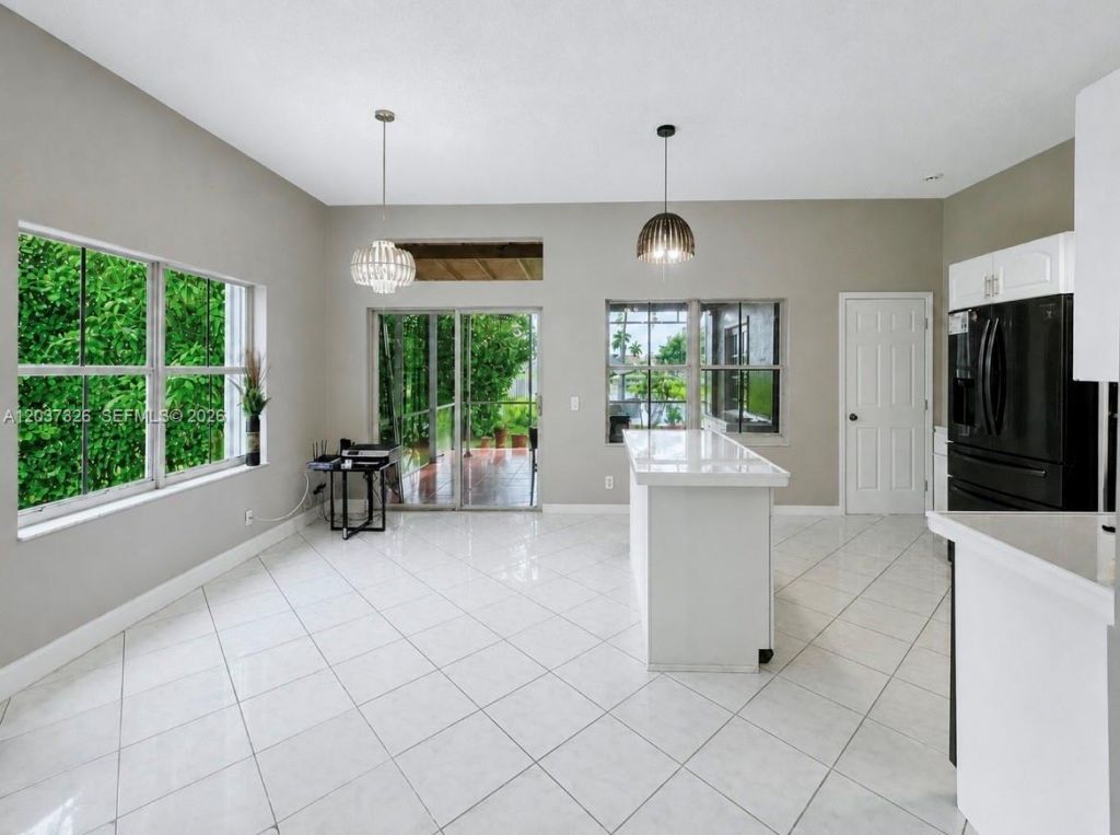 649 Willow Bend Rd , Weston, FL 33327 Photo
