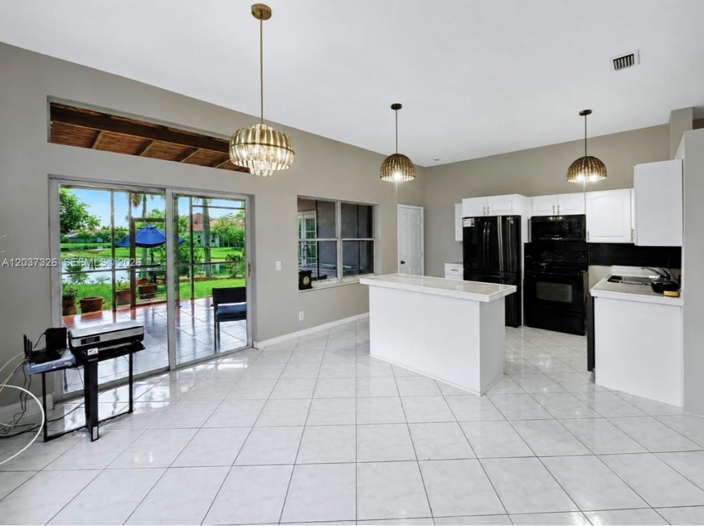649 Willow Bend Rd , Weston, FL 33327 Photo