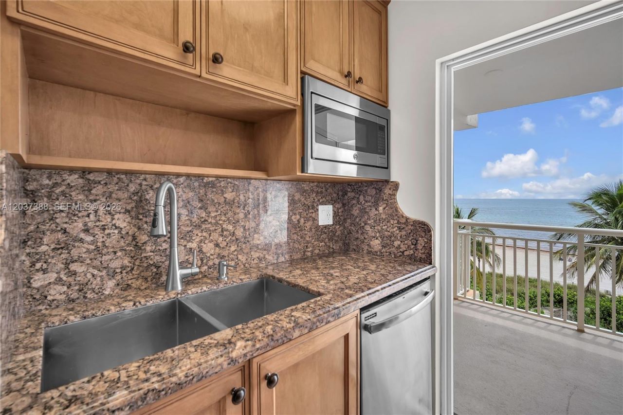 901 S Surf Rd, Unit 506, Hollywood, FL 33019 Photo