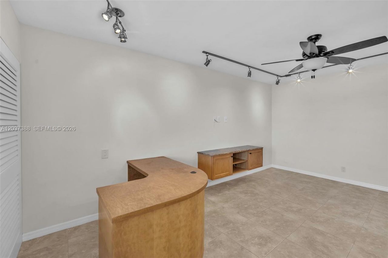901 S Surf Rd, Unit 506, Hollywood, FL 33019 Photo