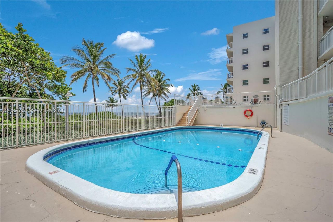 901 S Surf Rd, Unit 506, Hollywood, FL 33019 Photo