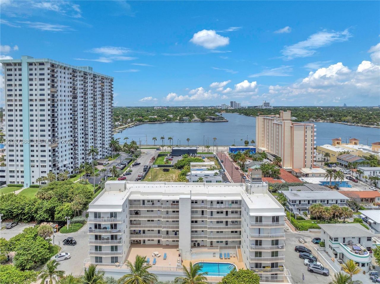 901 S Surf Rd, Unit 506, Hollywood, FL 33019 Photo