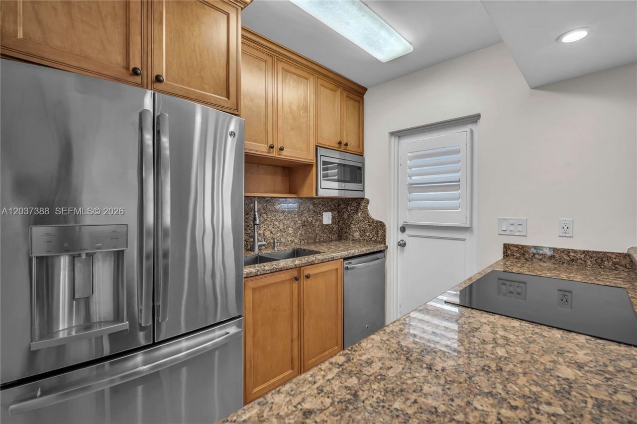 901 S Surf Rd, Unit 506, Hollywood, FL 33019 Photo