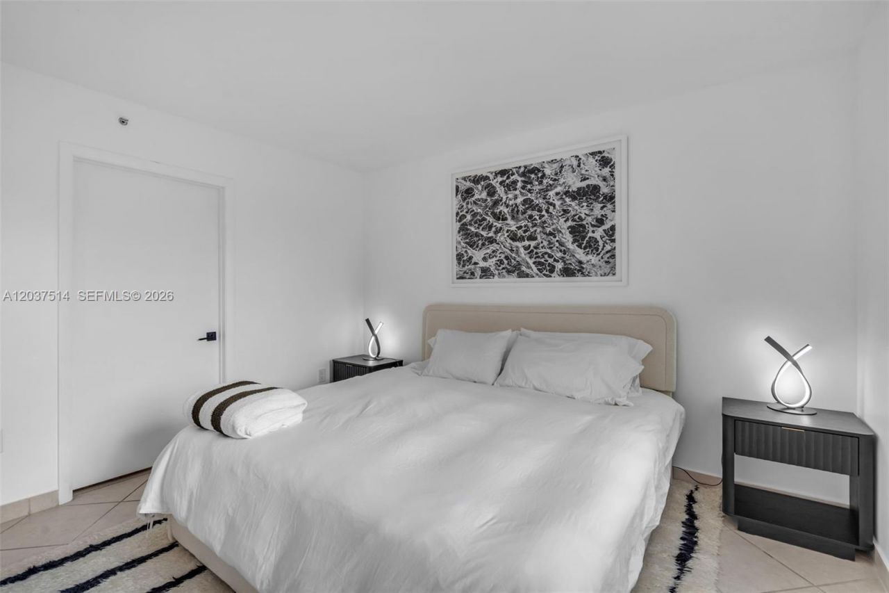 1401 Bay Rd, Unit 409, Miami Beach, FL 33139 Photo