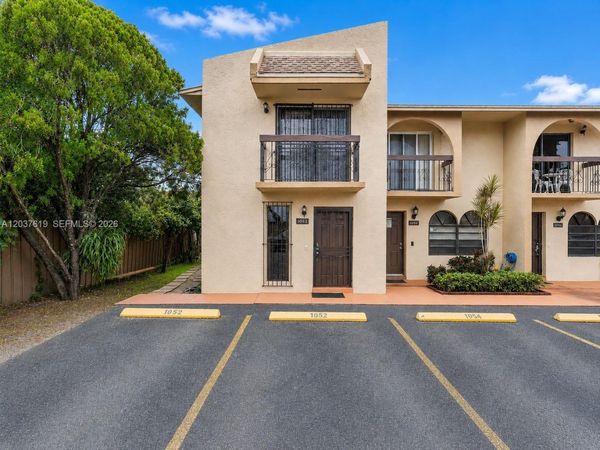 1052 W 79th St , Unit 11, Hialeah, FL 33014