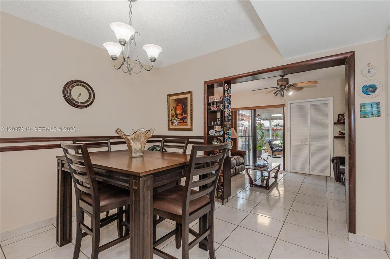 1052 W 79th St , Unit 11, Hialeah, FL 33014 Photo