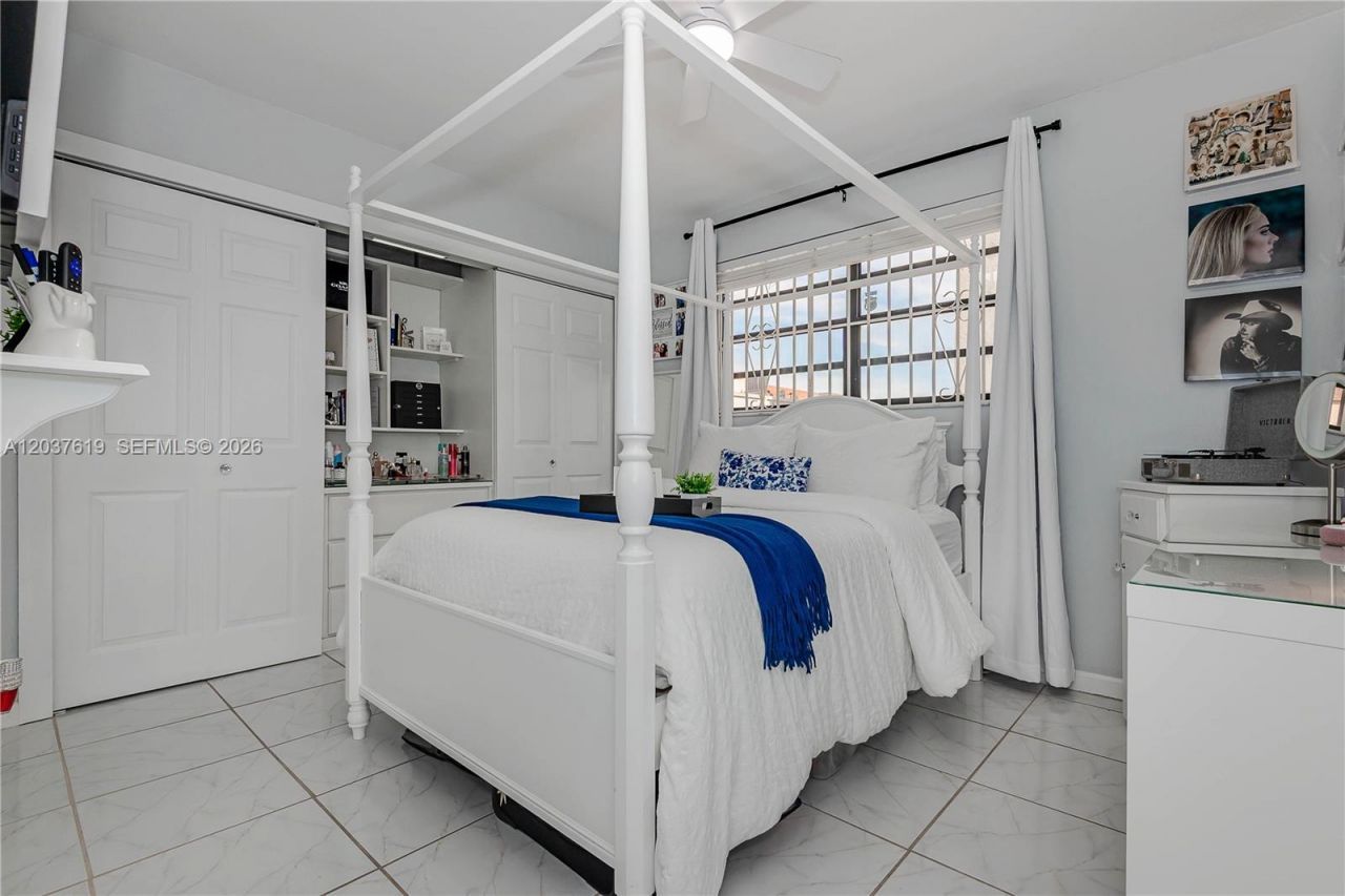 1052 W 79th St , Unit 11, Hialeah, FL 33014 Photo