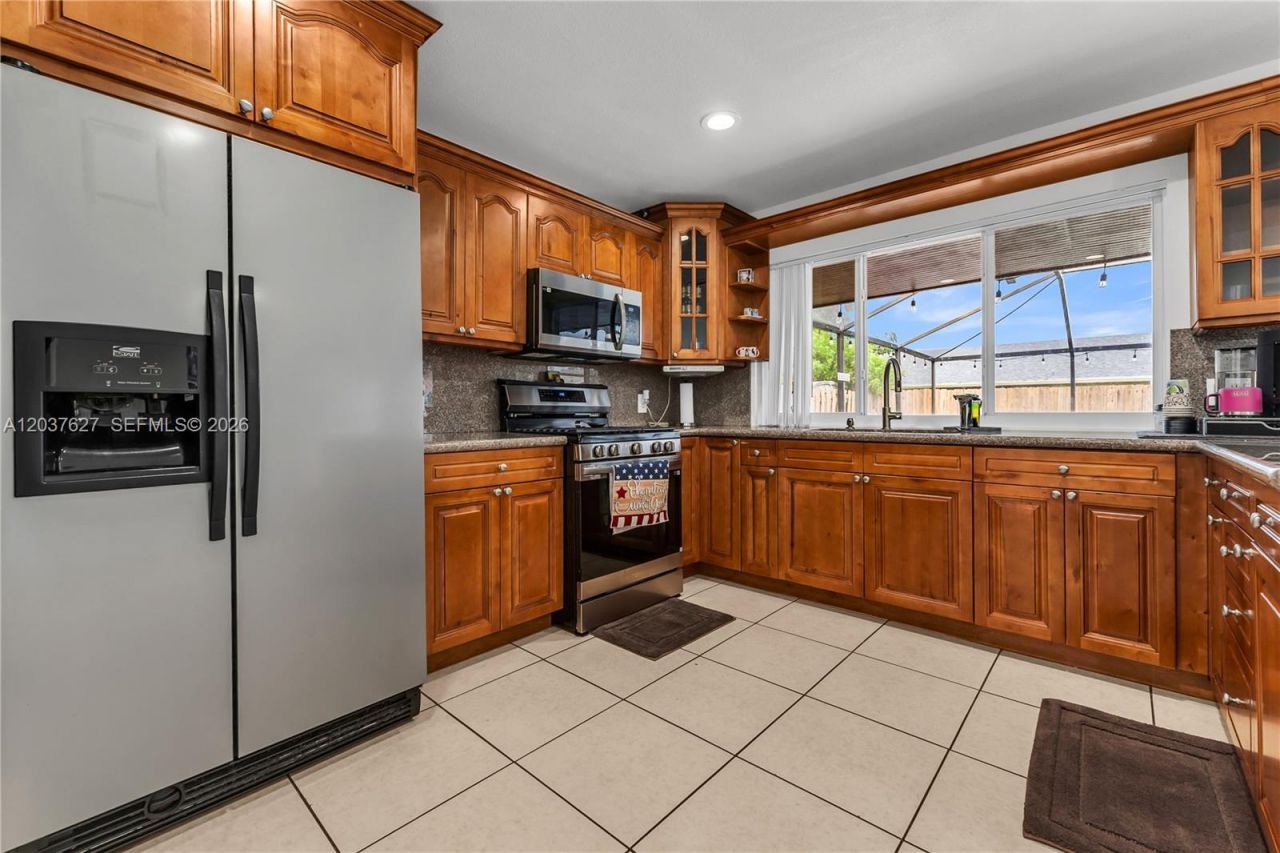 2751 NW 107th Ter, Sunrise, FL 33322 Photo