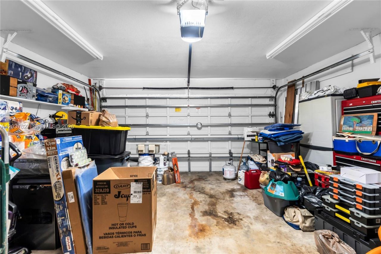 2751 NW 107th Ter, Sunrise, FL 33322 Photo