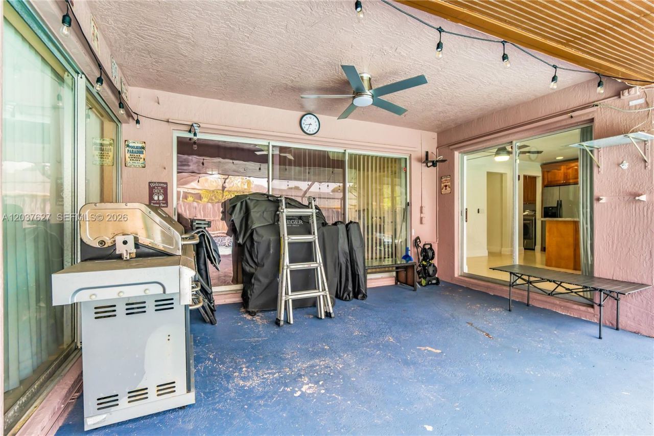 2751 NW 107th Ter, Sunrise, FL 33322 Photo