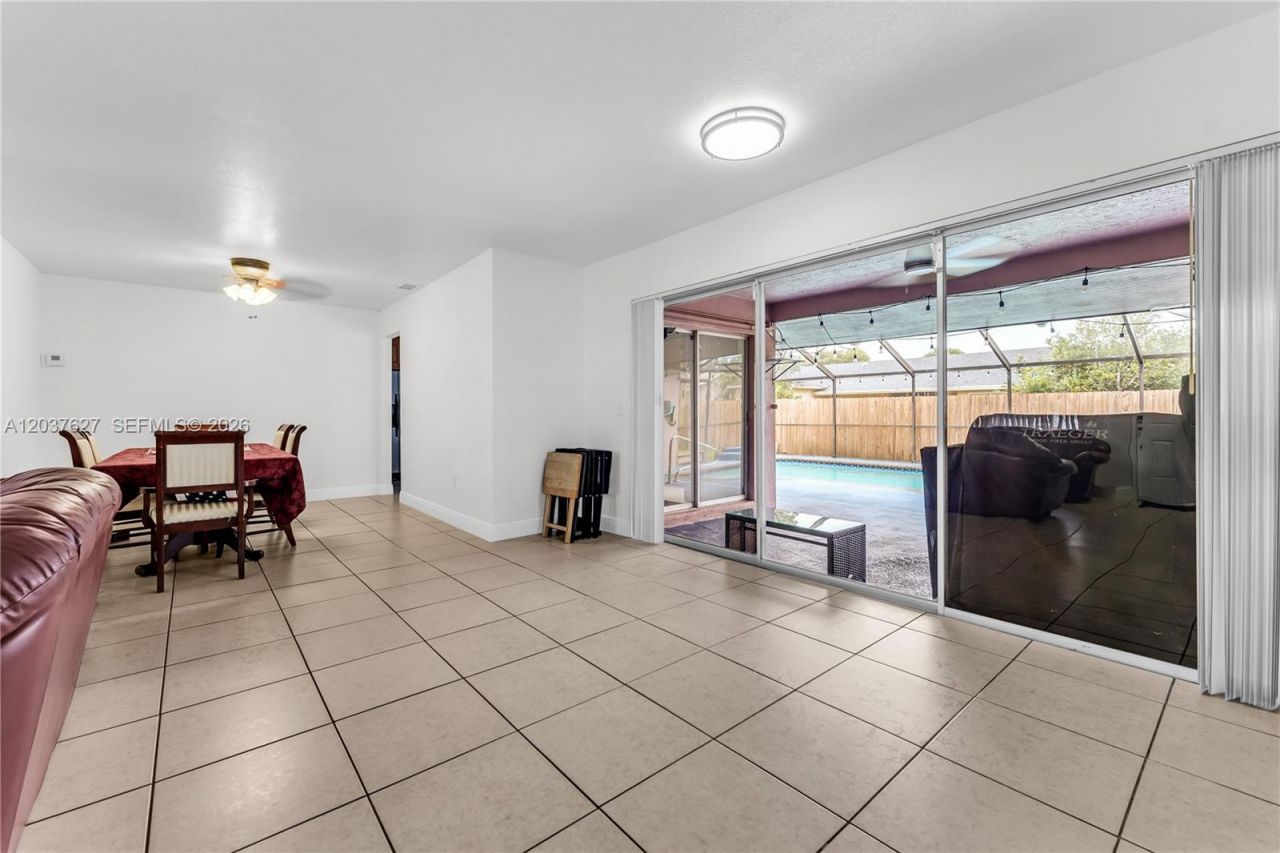 2751 NW 107th Ter, Sunrise, FL 33322 Photo