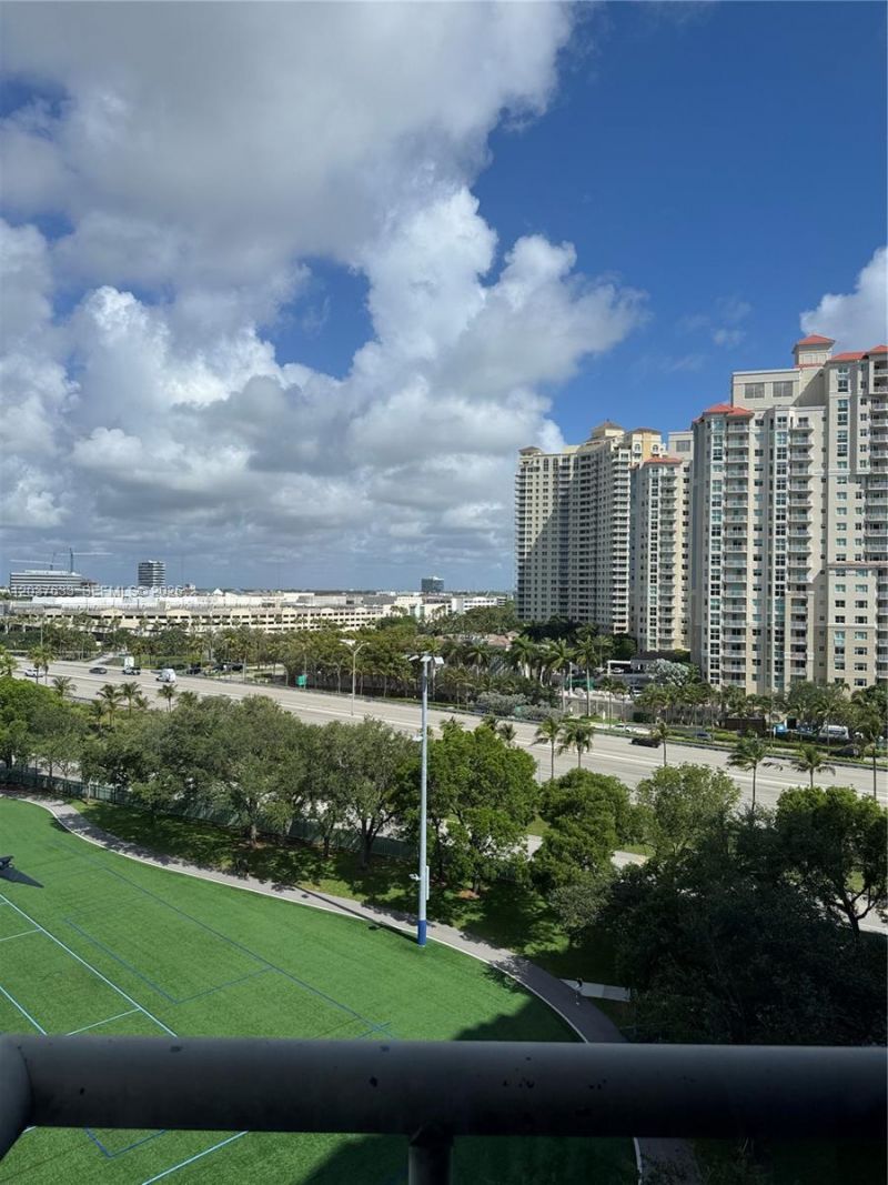 3300 NE 191st St, Unit 1001, Aventura, FL 33180 Photo
