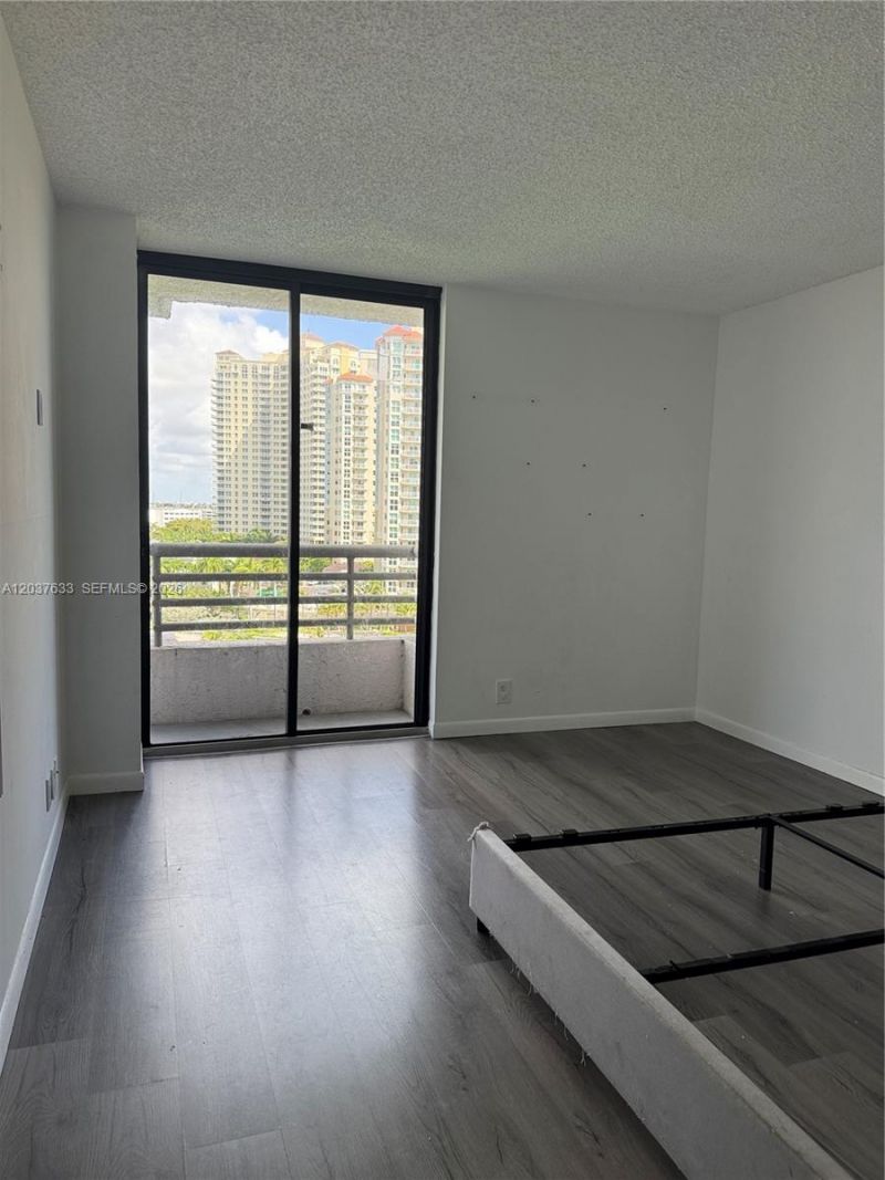 3300 NE 191st St, Unit 1001, Aventura, FL 33180 Photo