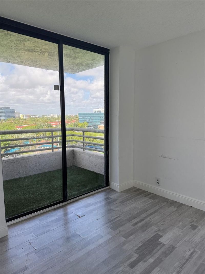3300 NE 191st St, Unit 1001, Aventura, FL 33180 Photo