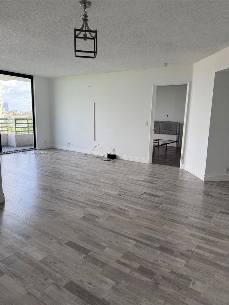 3300 NE 191st St, Unit 1001, Aventura, FL 33180 Photo