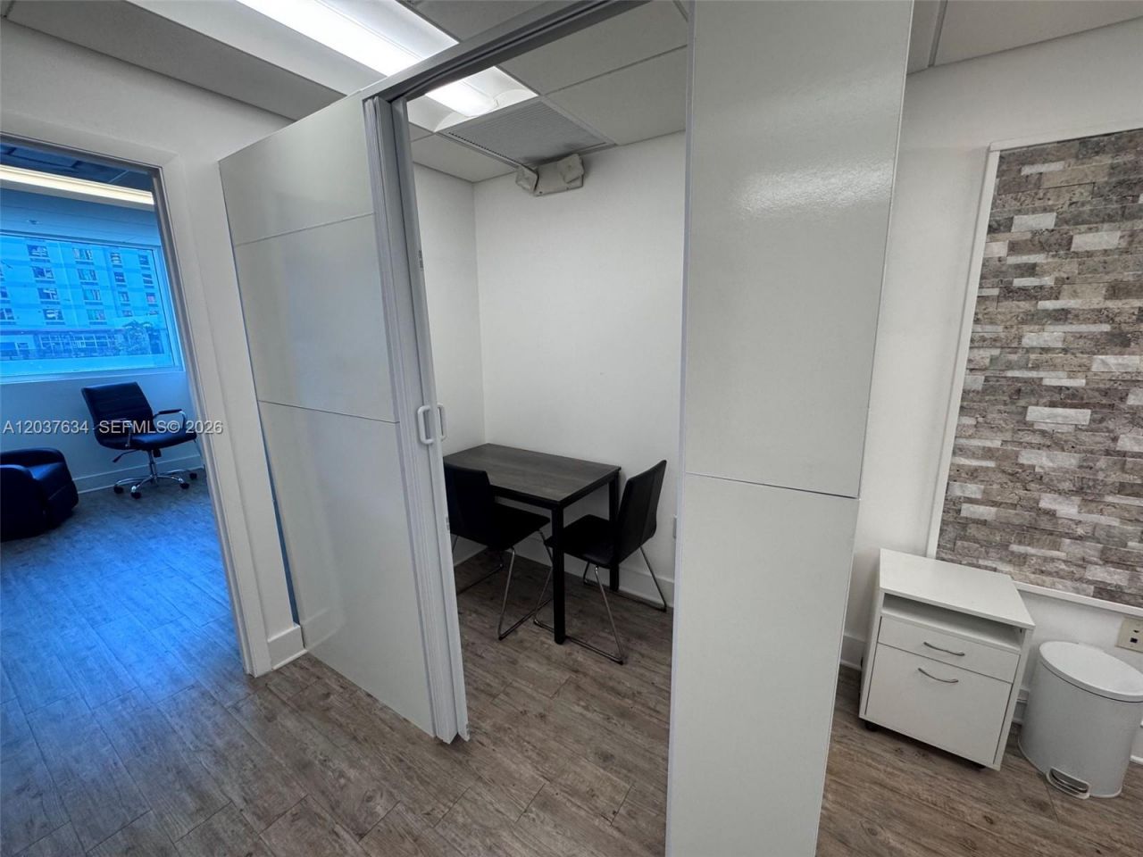 40 SW 13th St , Unit 402, Miami, FL 33130 Photo