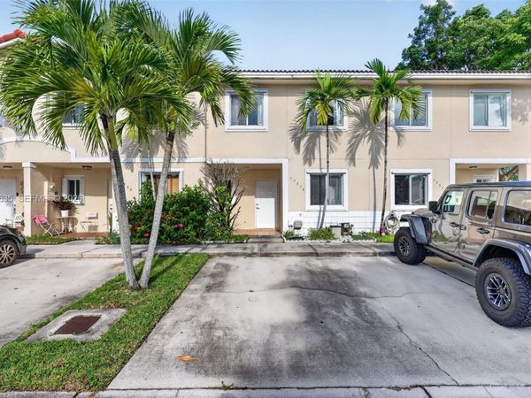 17378 SW 139th Ct , Miami, FL 33177