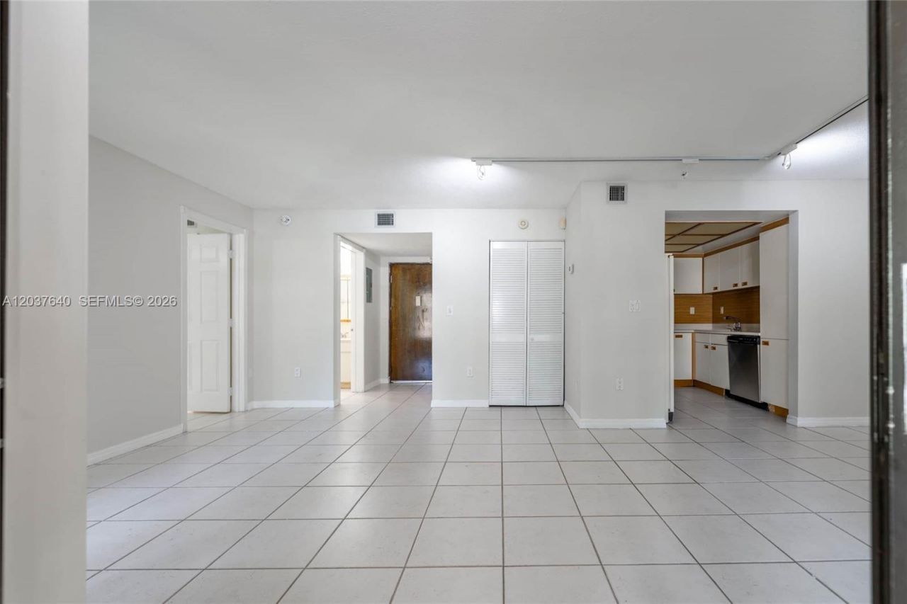 9015 SW 125th Ave, Unit N207, Miami, FL 33186 Photo