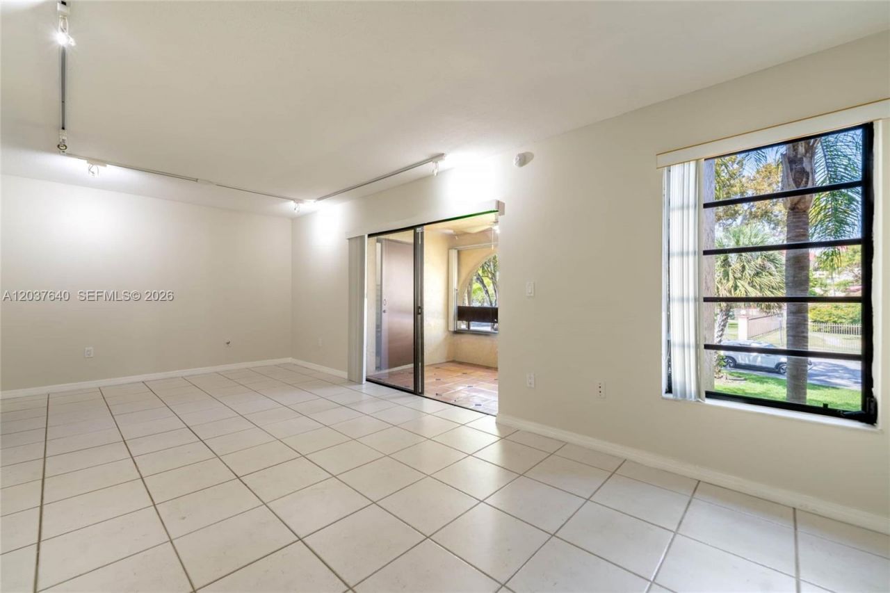 9015 SW 125th Ave, Unit N207, Miami, FL 33186 Photo