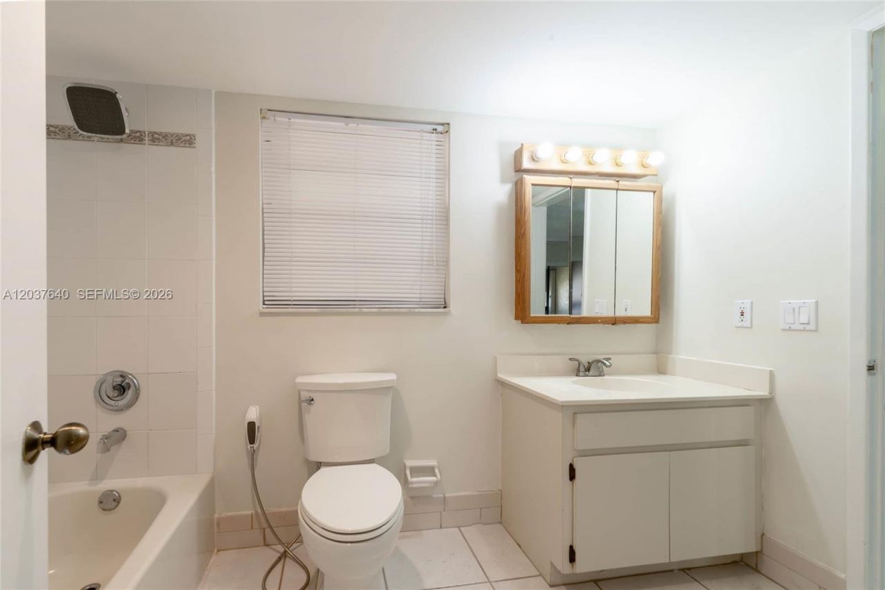 9015 SW 125th Ave, Unit N207, Miami, FL 33186 Photo