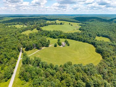 5334 Kentucky 896, Parkers Lake, KY 42634