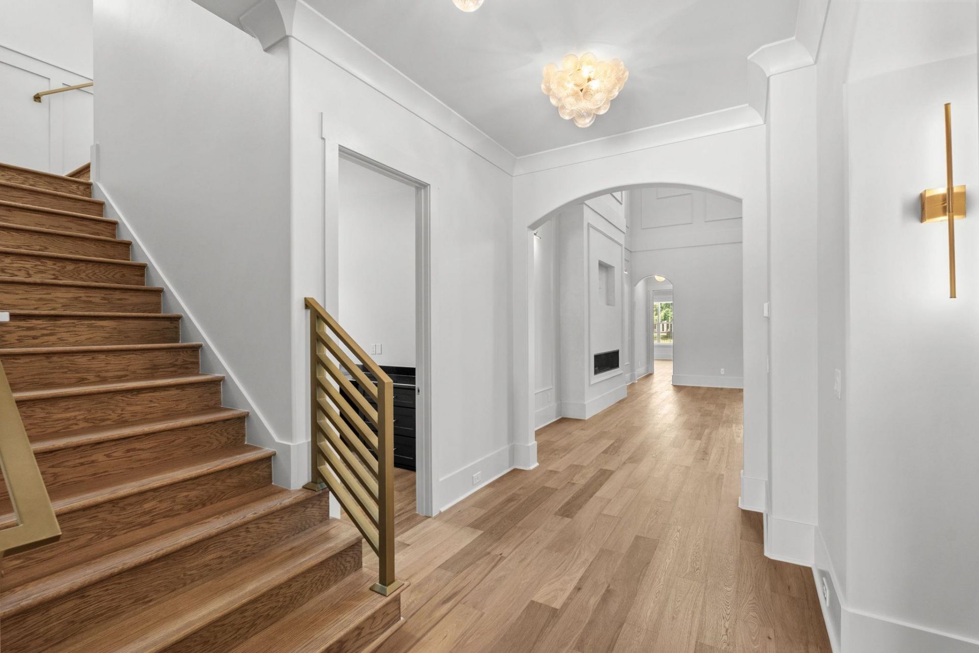 1015 Bluffview Dr. Photo 36