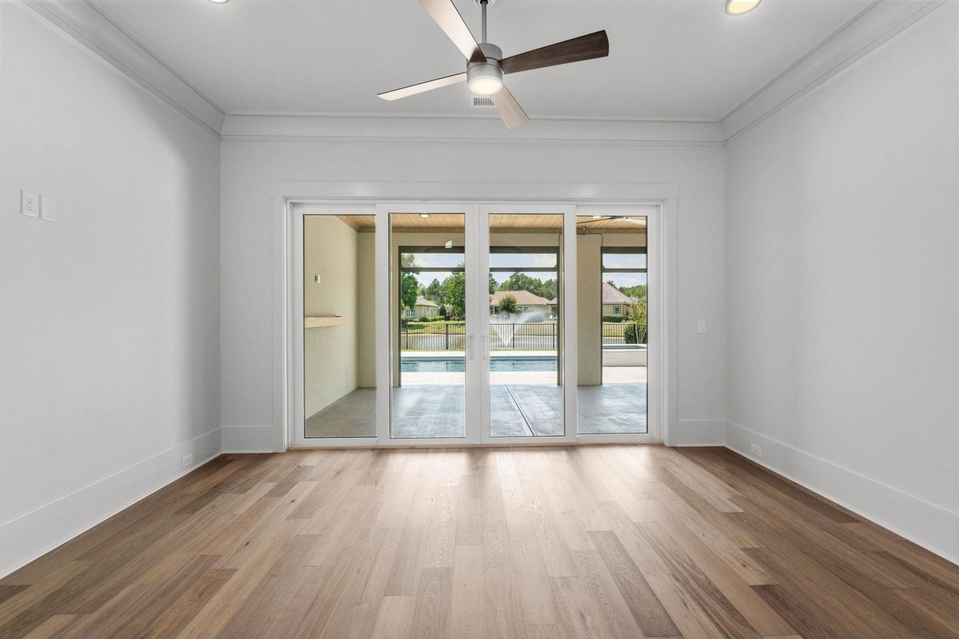 1015 Bluffview Dr. Photo 43
